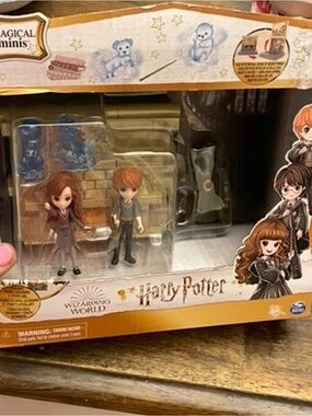 Harry Potter Magical Minis Collectible Figure Set - Brown and Black